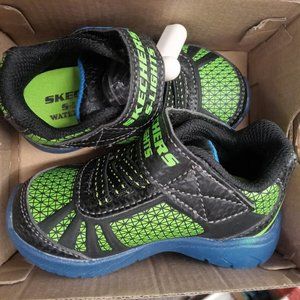 Skecther Lights Toddler size 5
